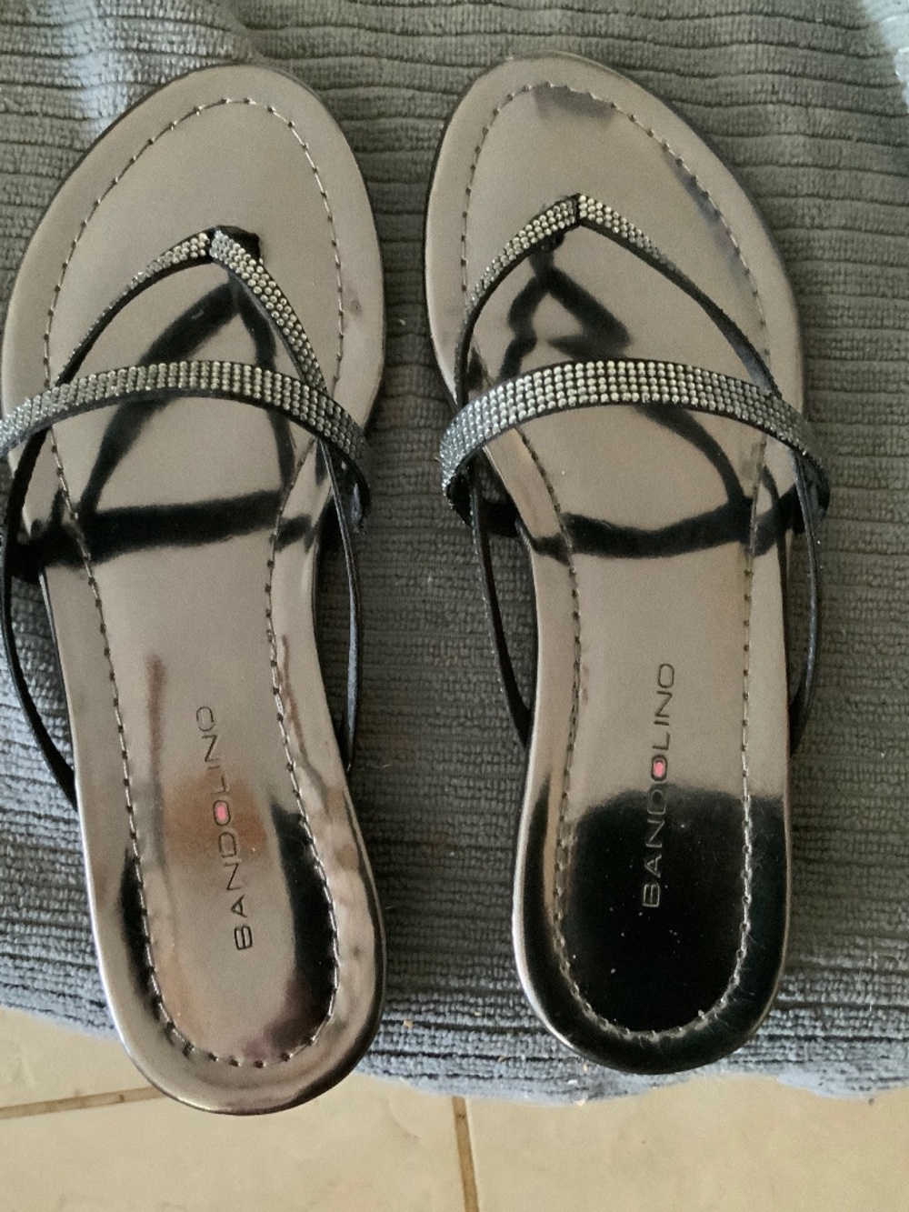 Bandilino thongs